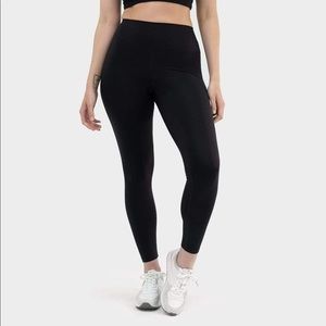 ISO summit collection ascend pant in midnight